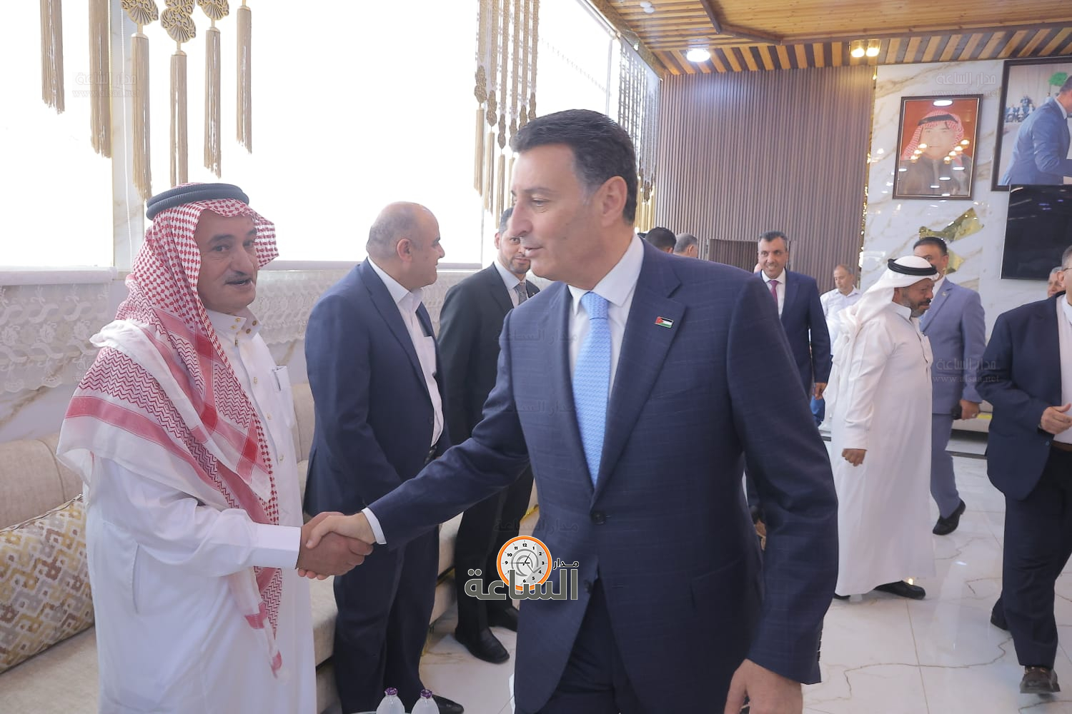 Madar Al-Saa Images 0.5355089409048481