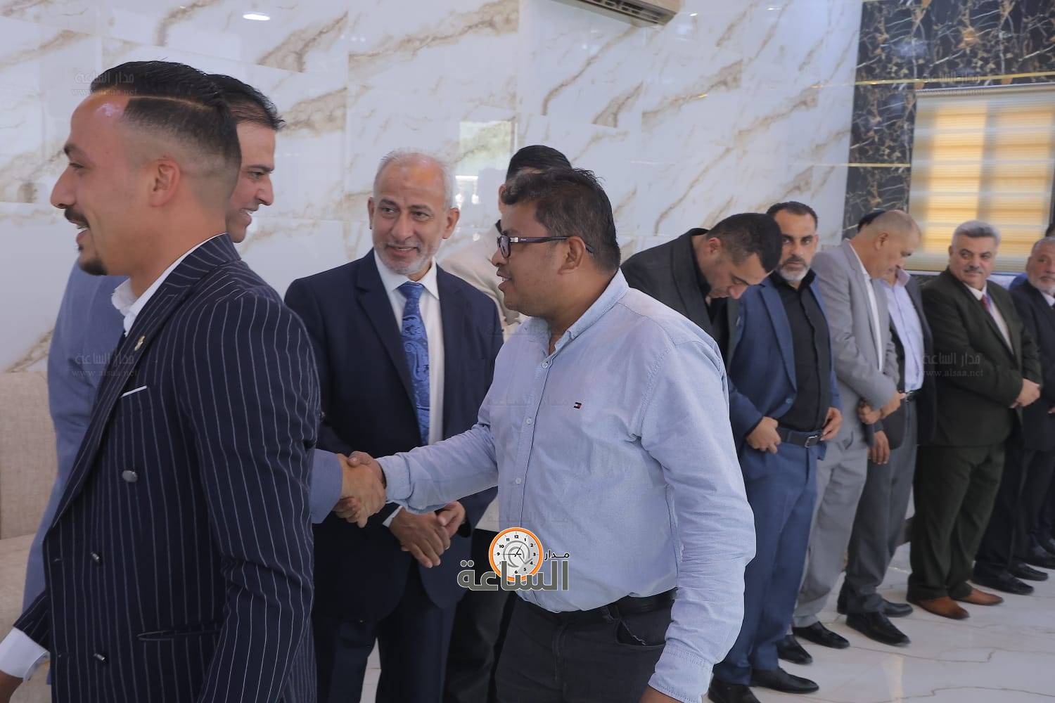 Madar Al-Saa Images 0.8214606159612255