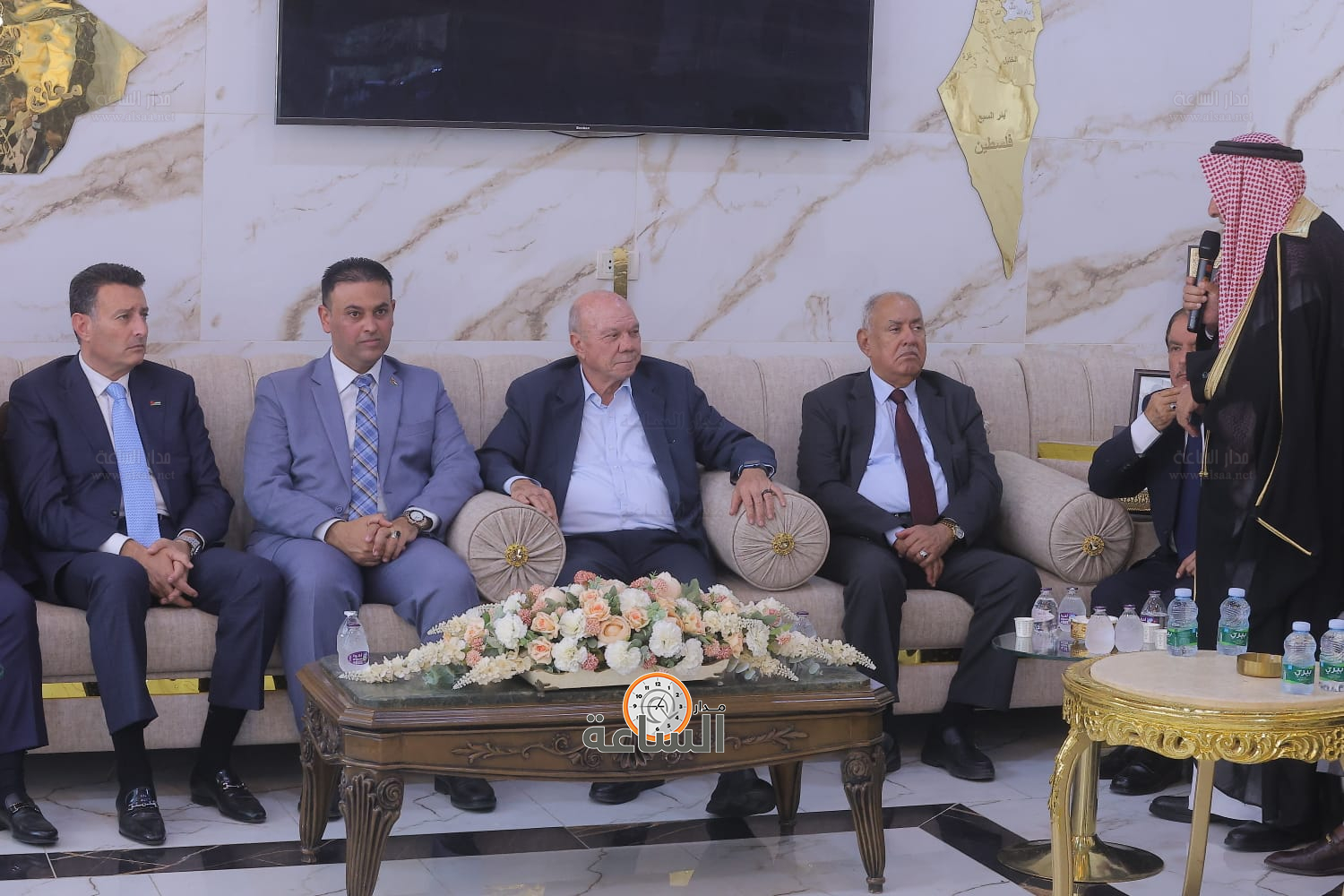 Madar Al-Saa Images 0.2423915426924126