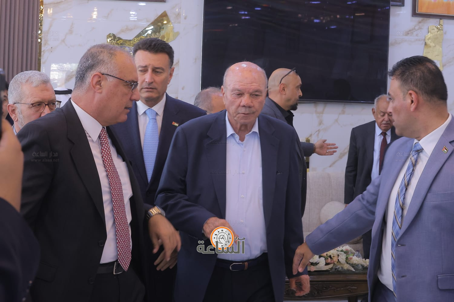 Madar Al-Saa Images 0.15355802055575174