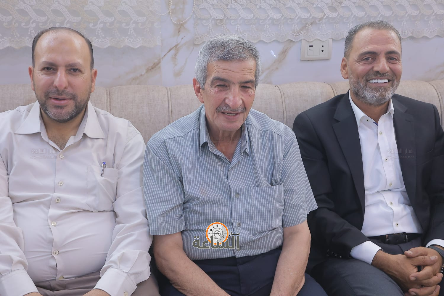 Madar Al-Saa Images 0.4145707100849334