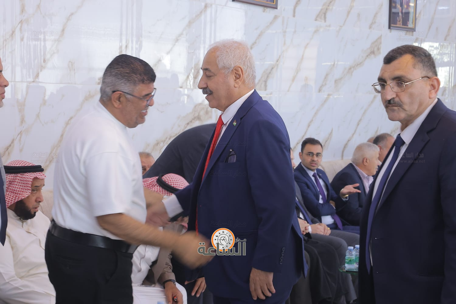 Madar Al-Saa Images 0.34485149626036704