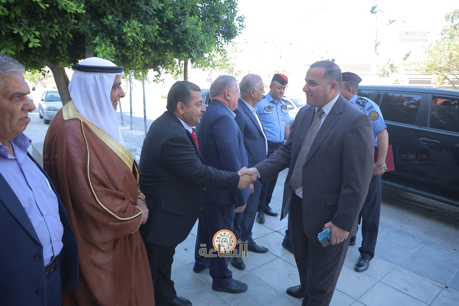 Madar Al-Saa Images 0.053271250543517334