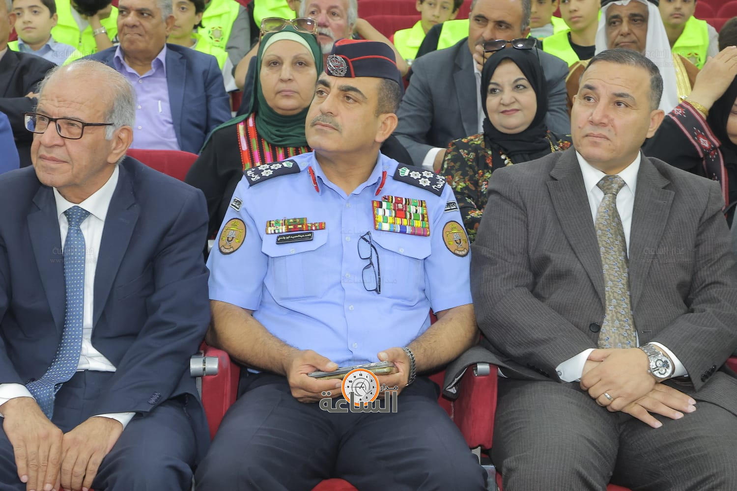 Madar Al-Saa Images 0.9740517341809359