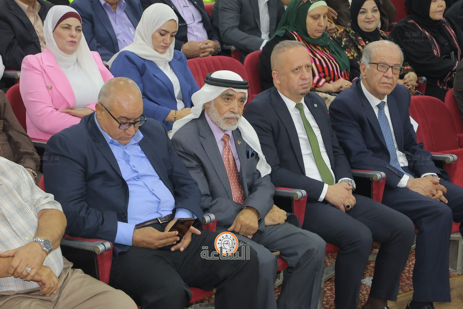 Madar Al-Saa Images 0.4028112052663533