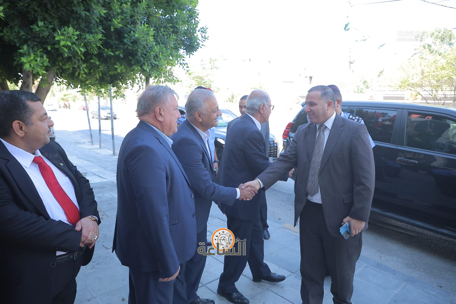 Madar Al-Saa Images 0.6063144728437857