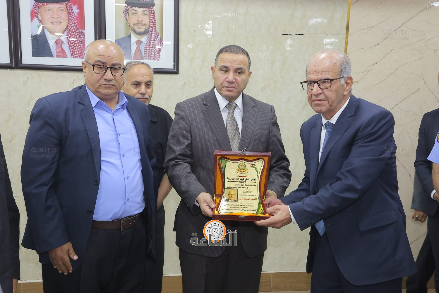 Madar Al-Saa Images 0.054889377254128346