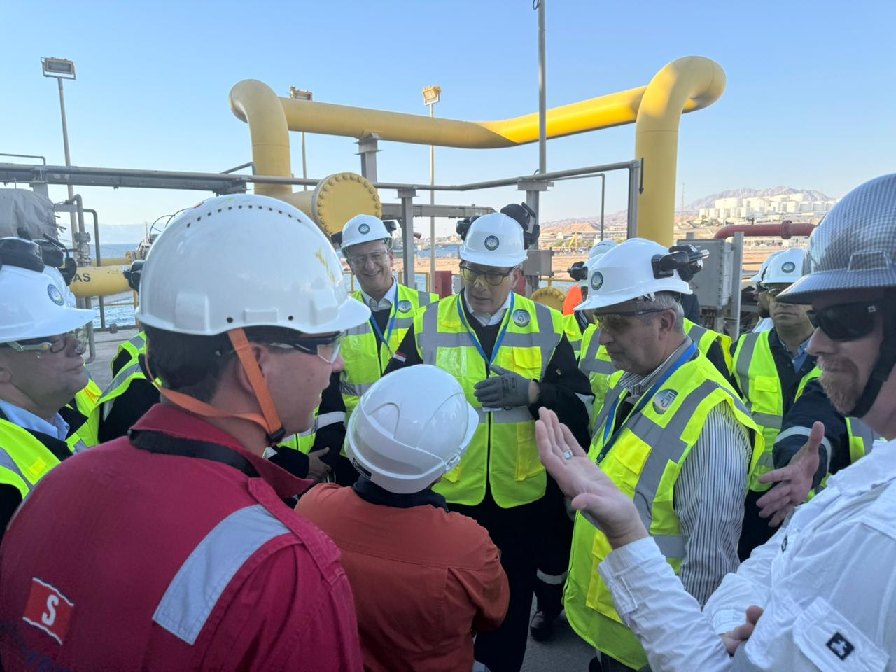 Madar Al-Saa Images 0.12803607729374267