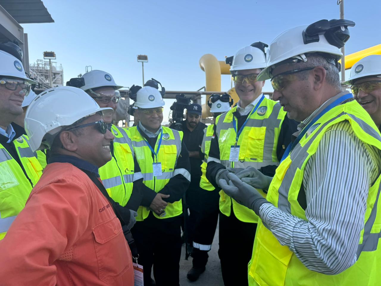 Madar Al-Saa Images 0.4035105821651267