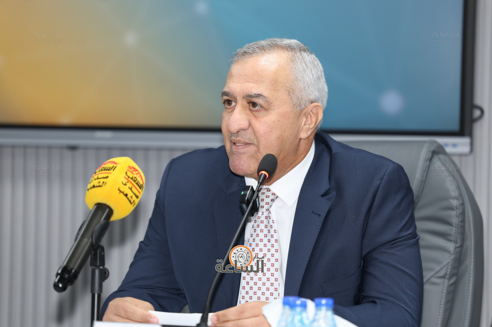 Madar Al-Saa Images 0.33519784791774054