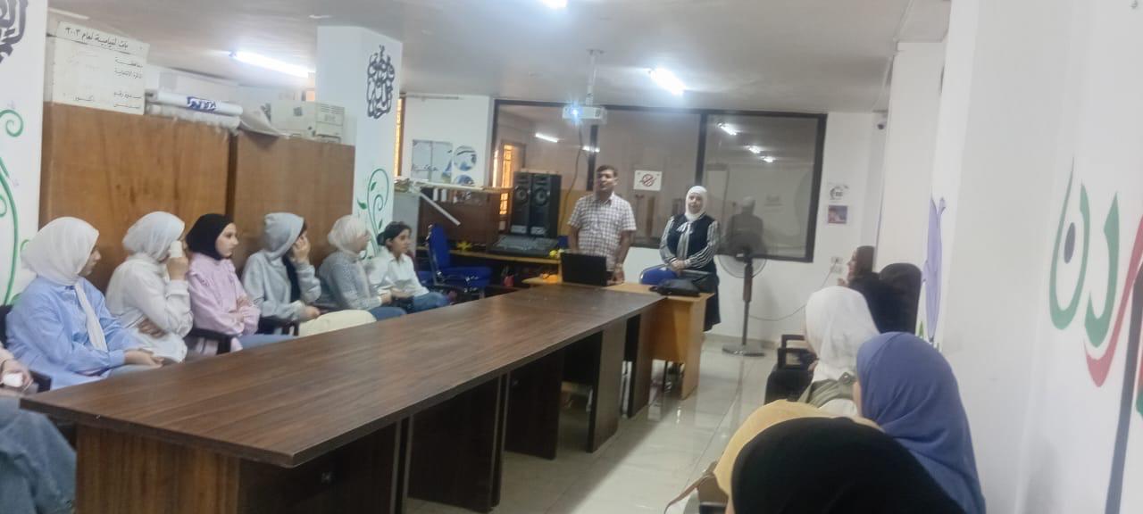 Madar Al-Saa Images 0.4356877229485858