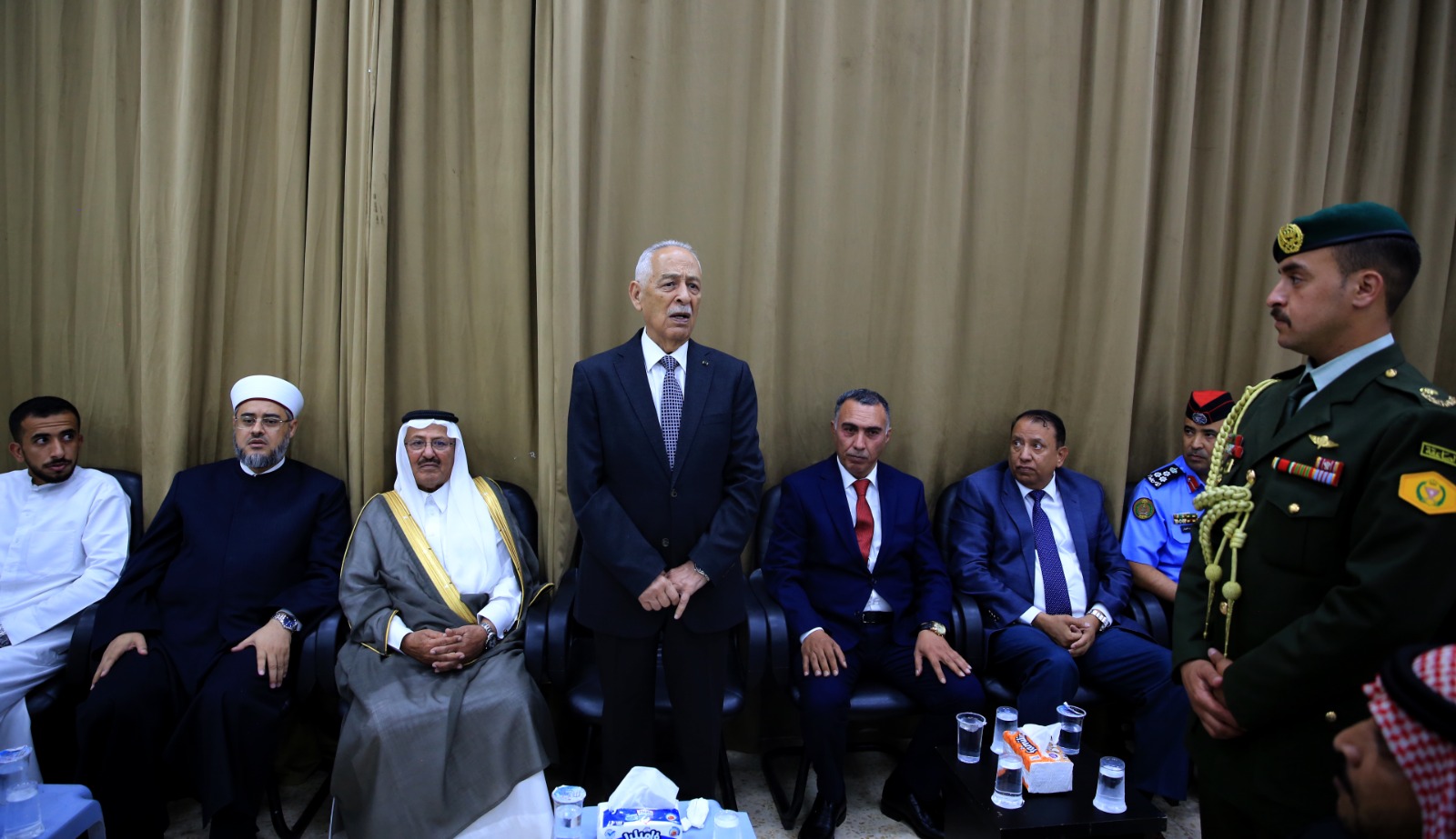 Madar Al-Saa Images 0.32604999572347215