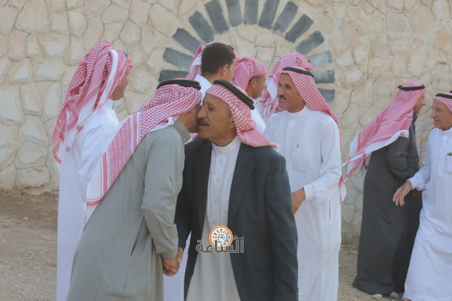 Madar Al-Saa Images 0.3968165996111154