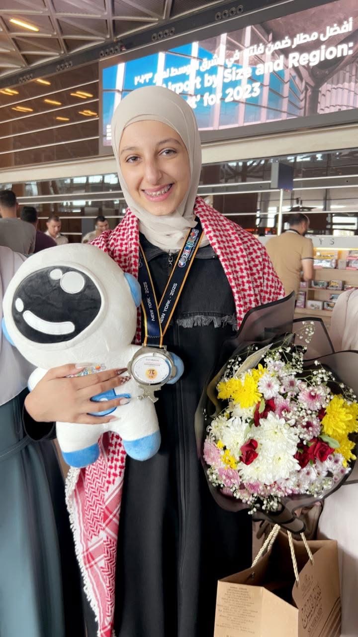 Madar Al-Saa Images 0.5697223684063494