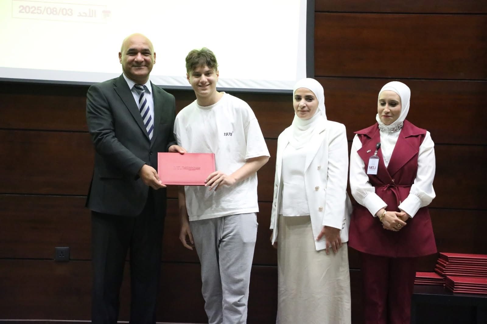 Madar Al-Saa Images 0.8363270637856913