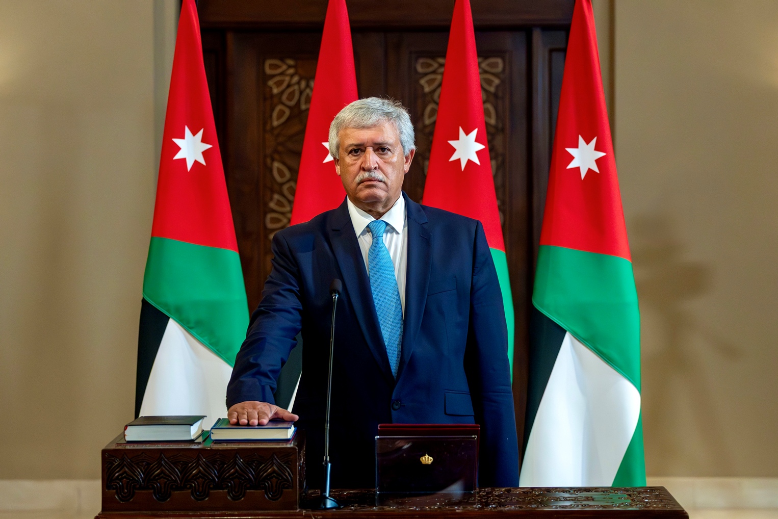 Madar Al-Saa Images 0.9867150948522679