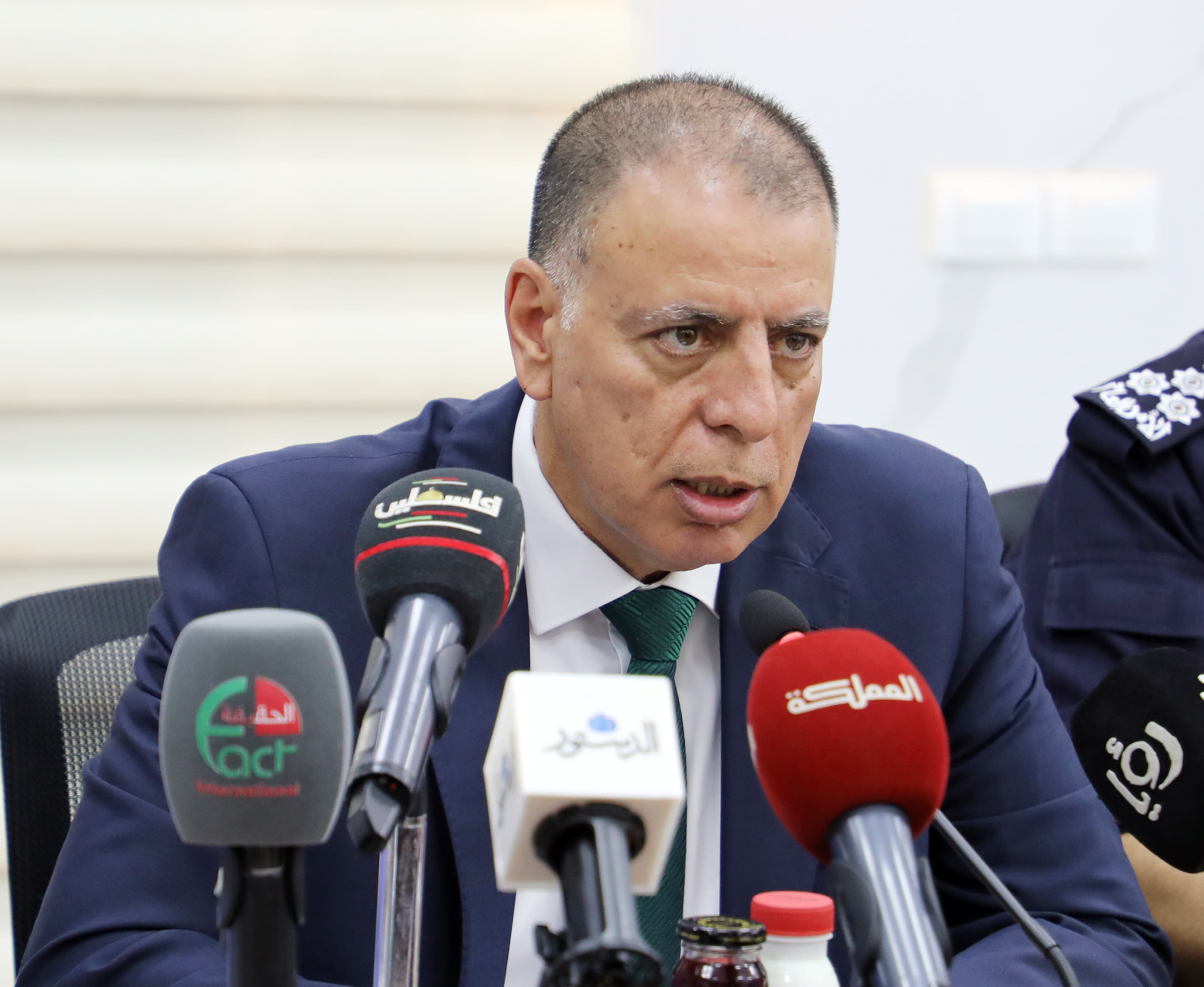 Madar Al-Saa Images 0.031962238416244904