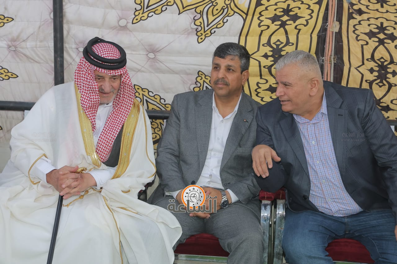 Madar Al-Saa Images 0.42844566530238637