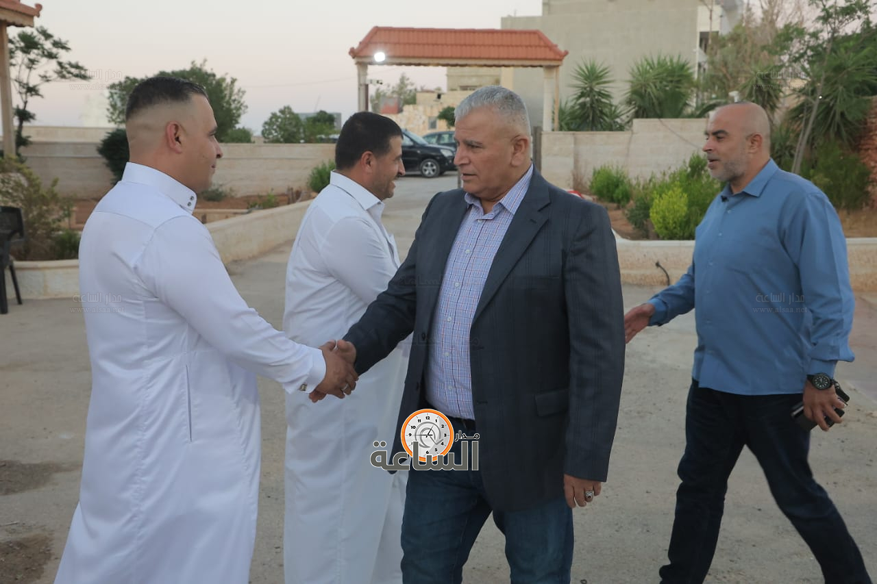 Madar Al-Saa Images 0.13590010331546032