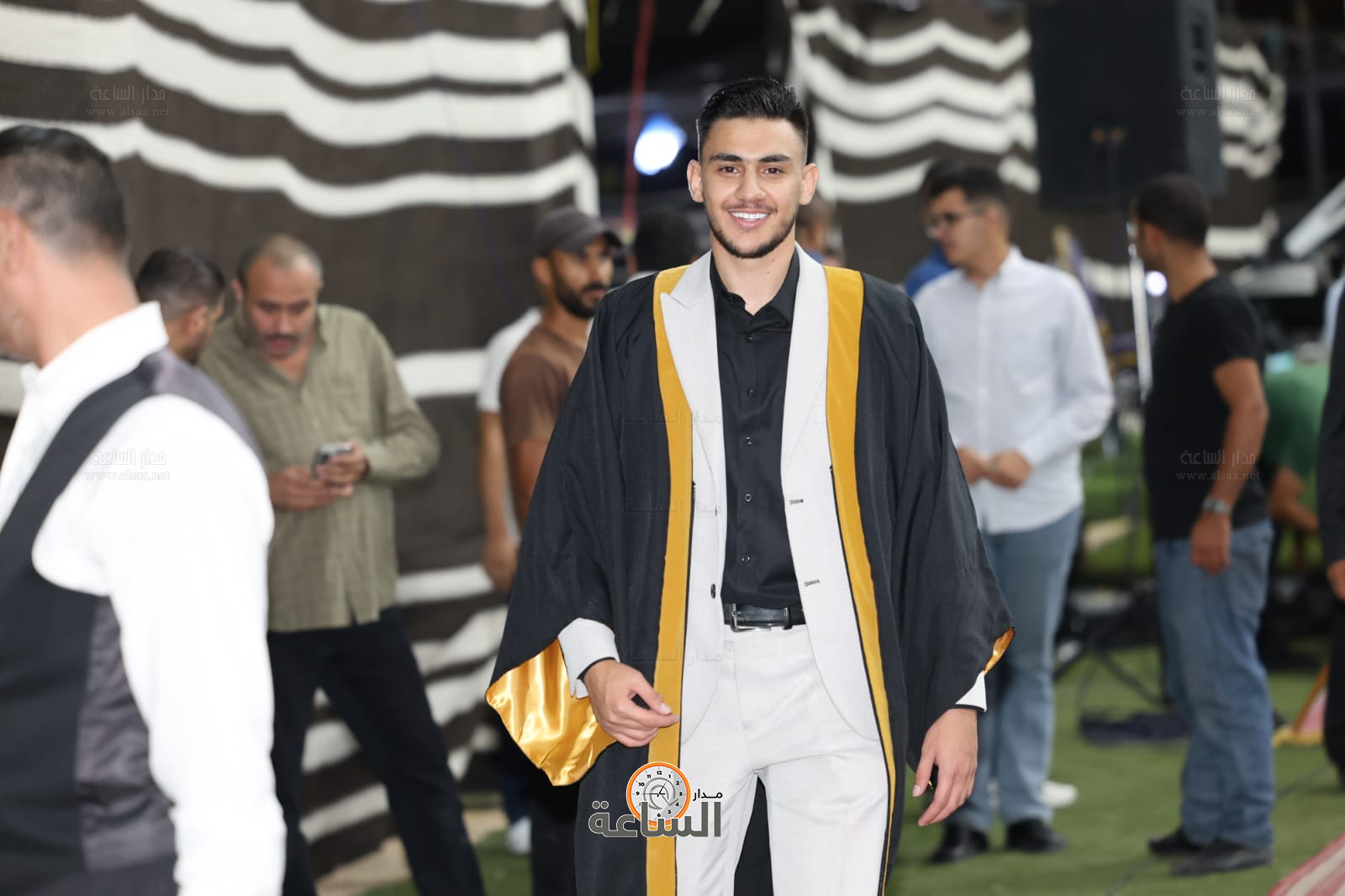 Madar Al-Saa Images 0.011950091675059449