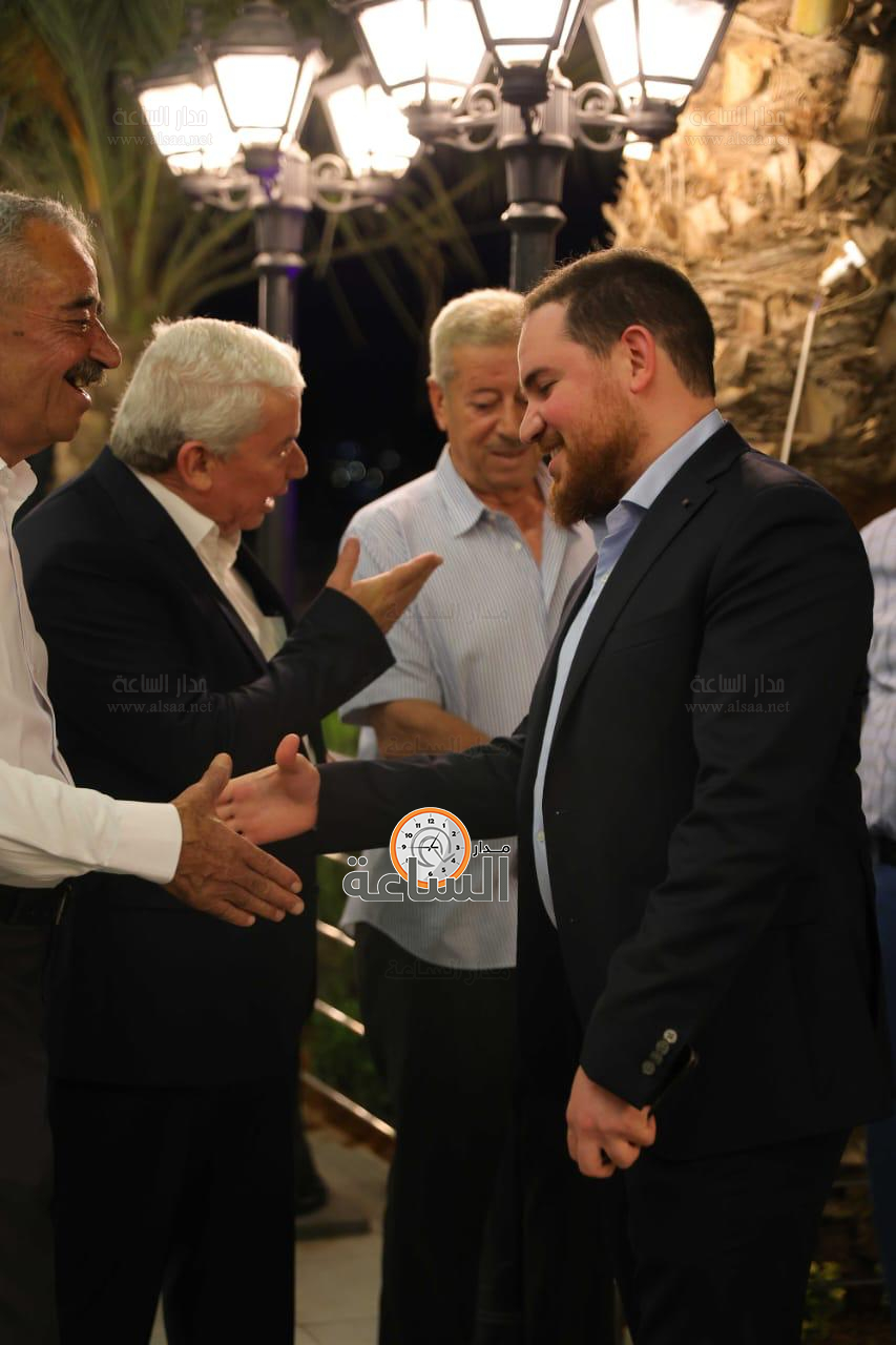 Madar Al-Saa Images 0.5238626167574506