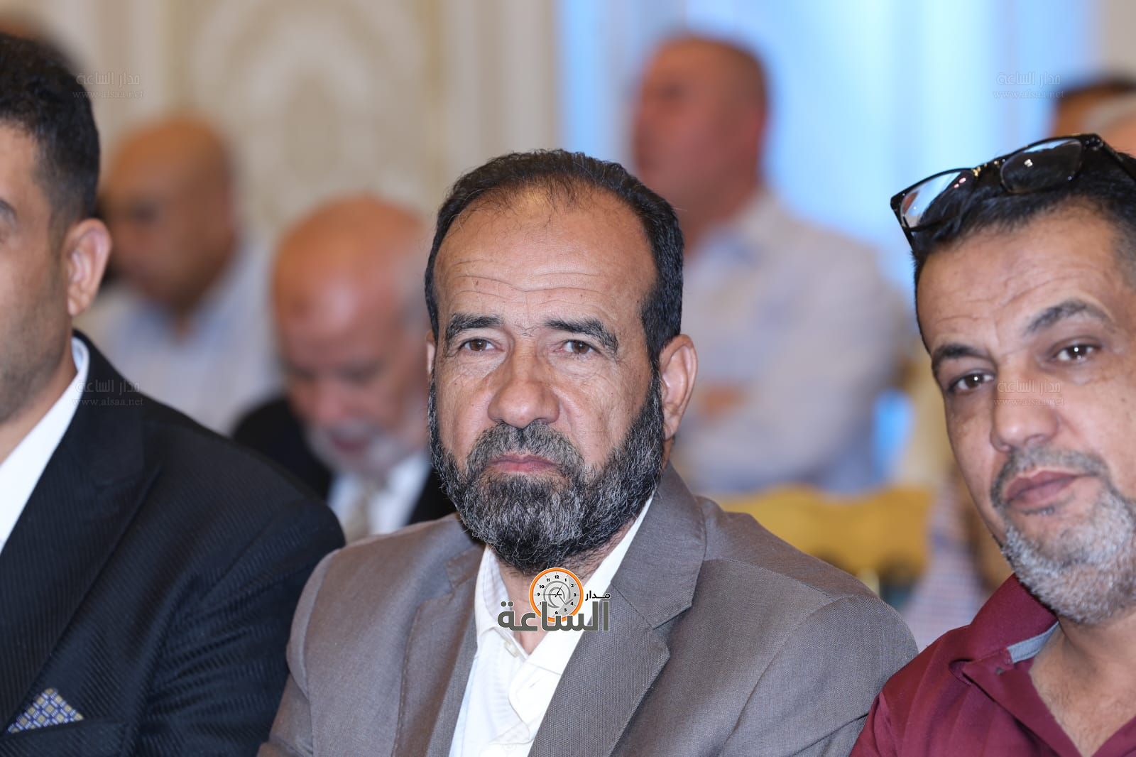 Madar Al-Saa Images 0.1886654272972892