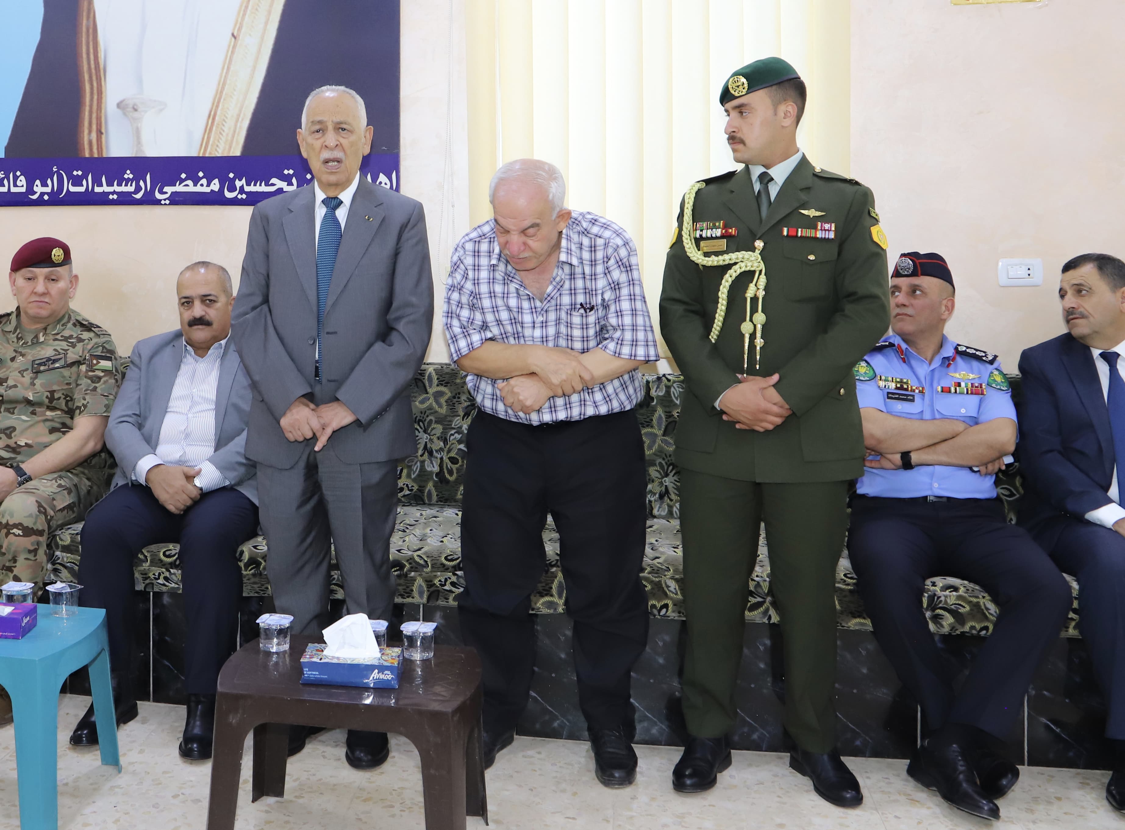 Madar Al-Saa Images 0.4629076735489357