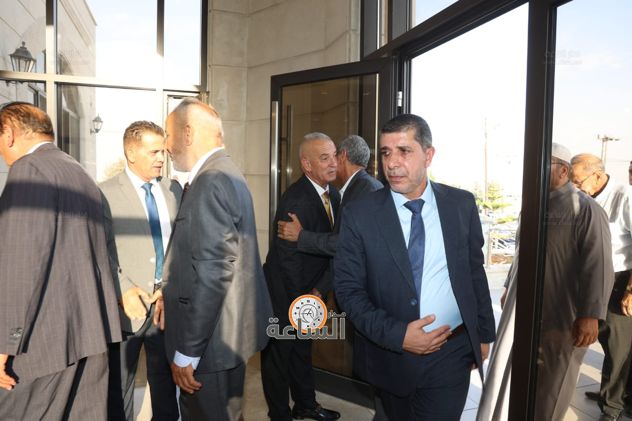 Madar Al-Saa Images 0.5397432523542365