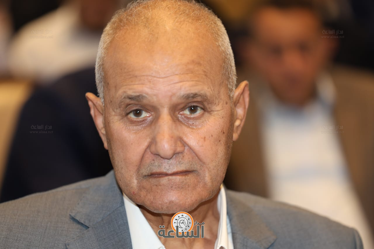 Madar Al-Saa Images 0.8390581912554926