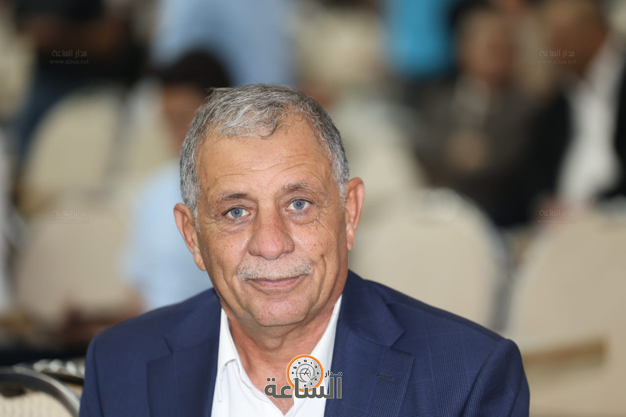 Madar Al-Saa Images 0.137357720967893