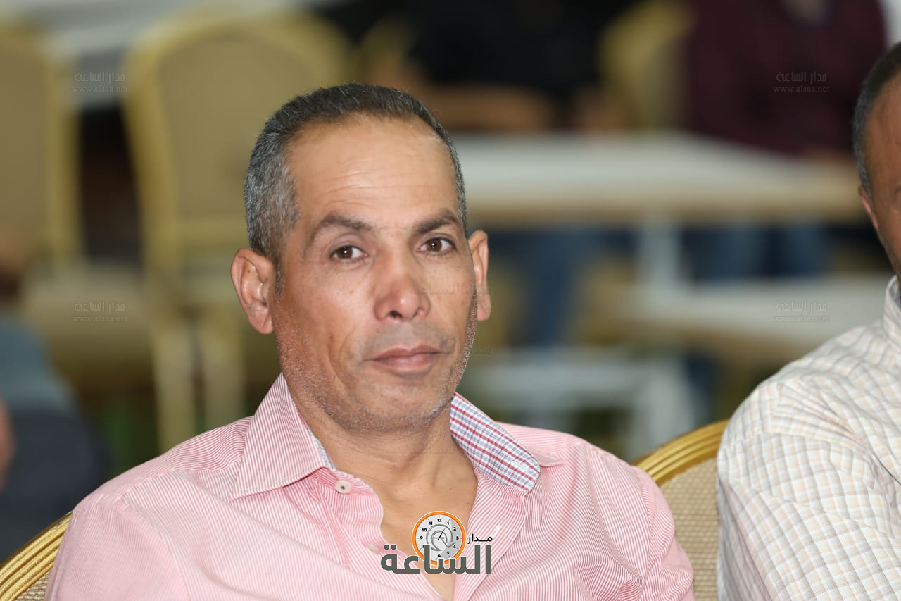 Madar Al-Saa Images 0.6448818040054527