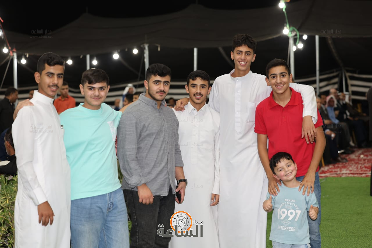 Madar Al-Saa Images 0.9398130892614052