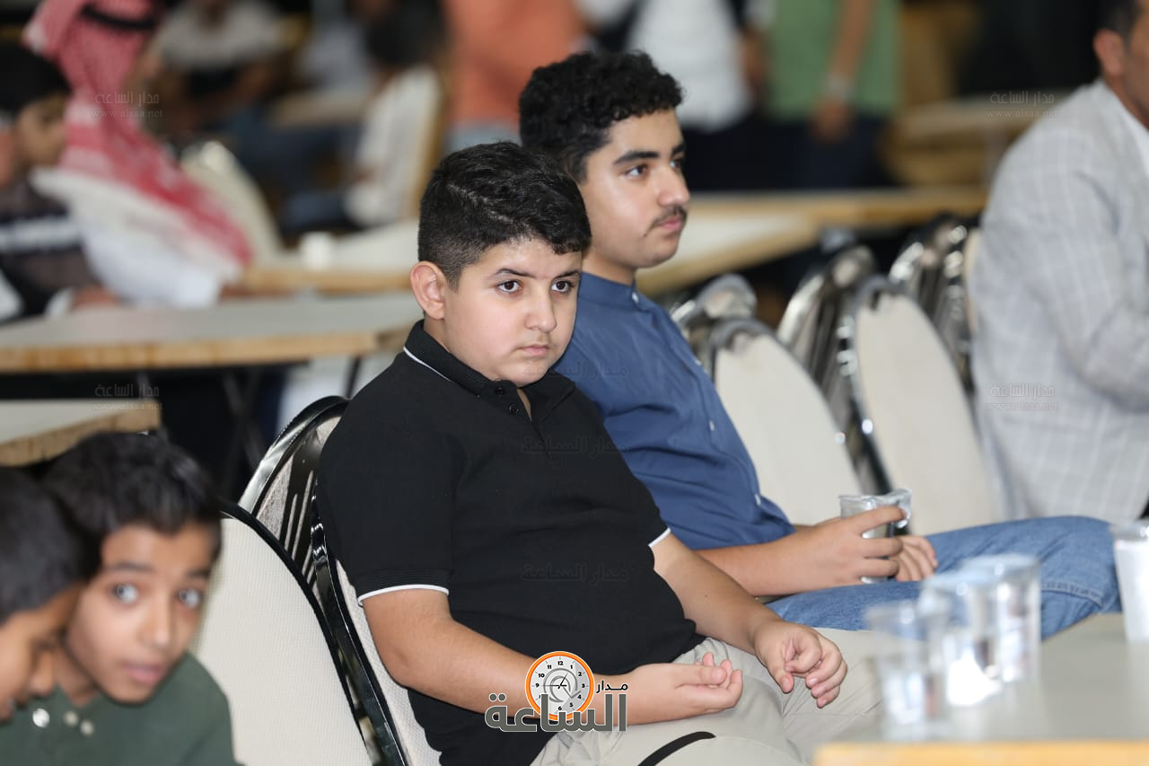 Madar Al-Saa Images 0.9484815564996848