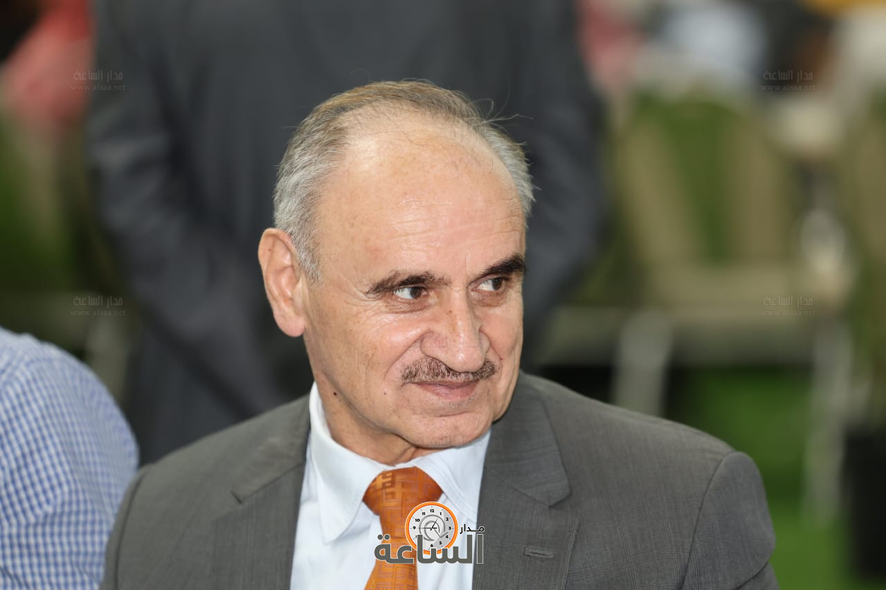 Madar Al-Saa Images 0.8478109548170369