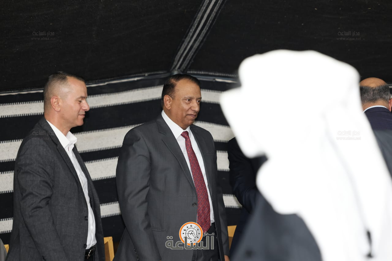 Madar Al-Saa Images 0.4385476763951929