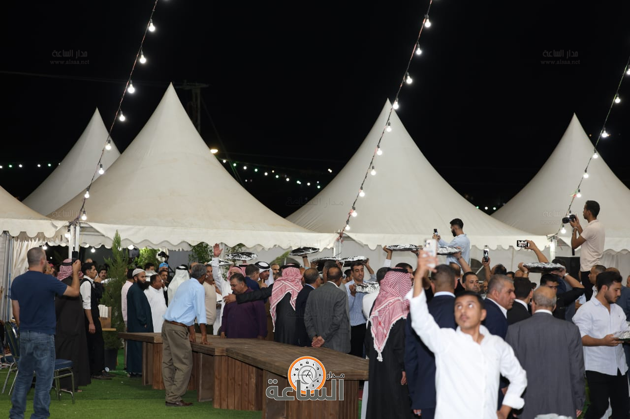 Madar Al-Saa Images 0.9813341865840957