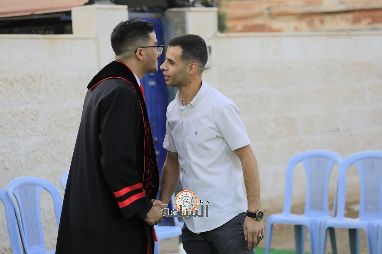 Madar Al-Saa Images 0.9712635738049336