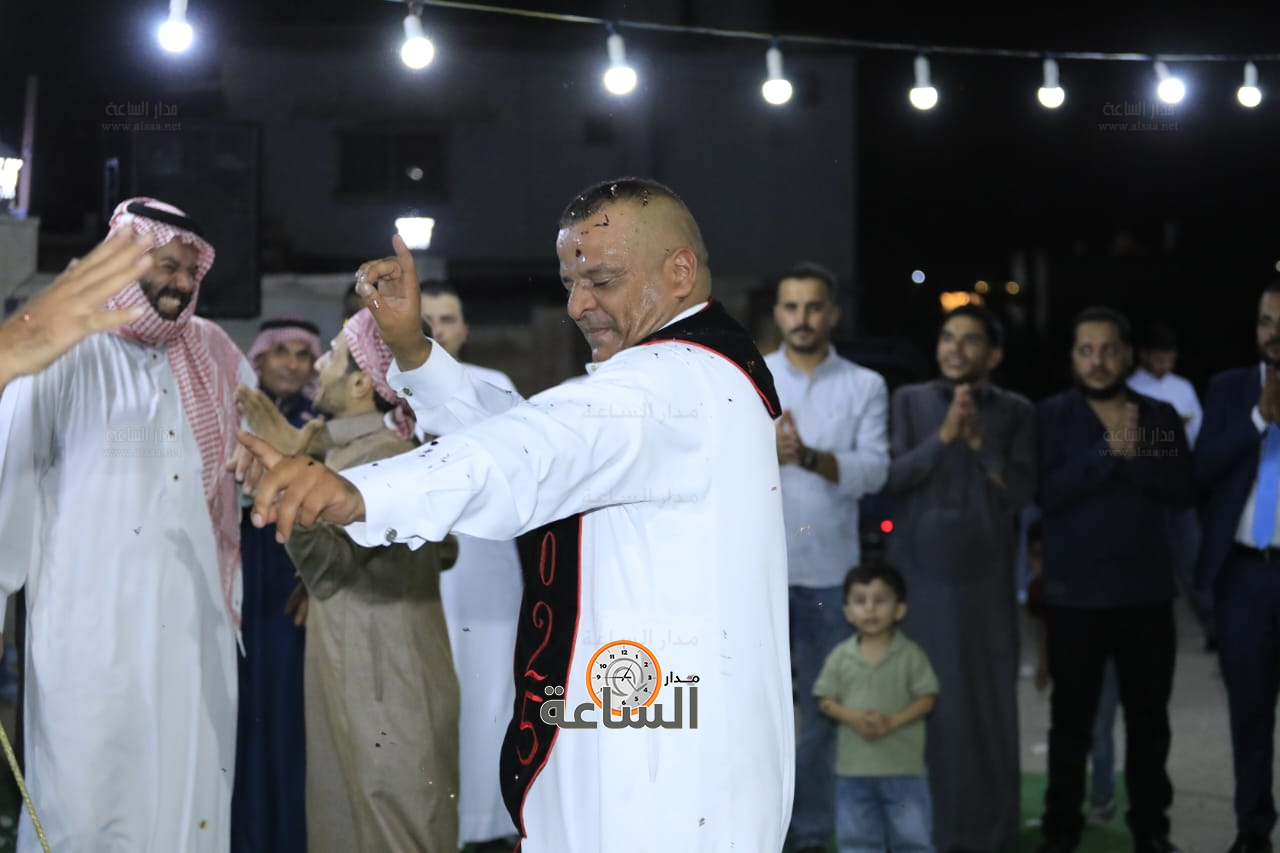 Madar Al-Saa Images 0.8934514573347466