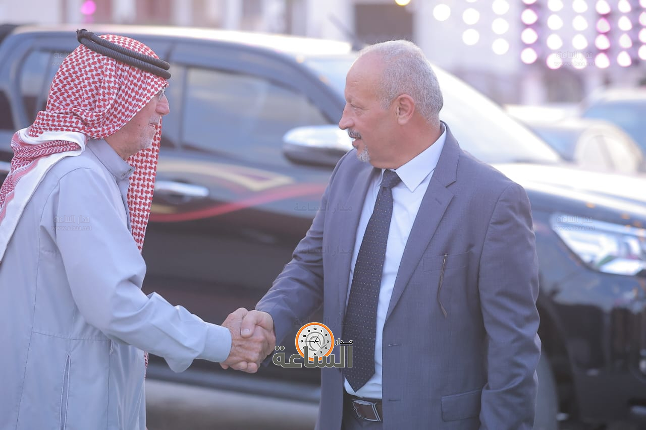 Madar Al-Saa Images 0.5548613438188118