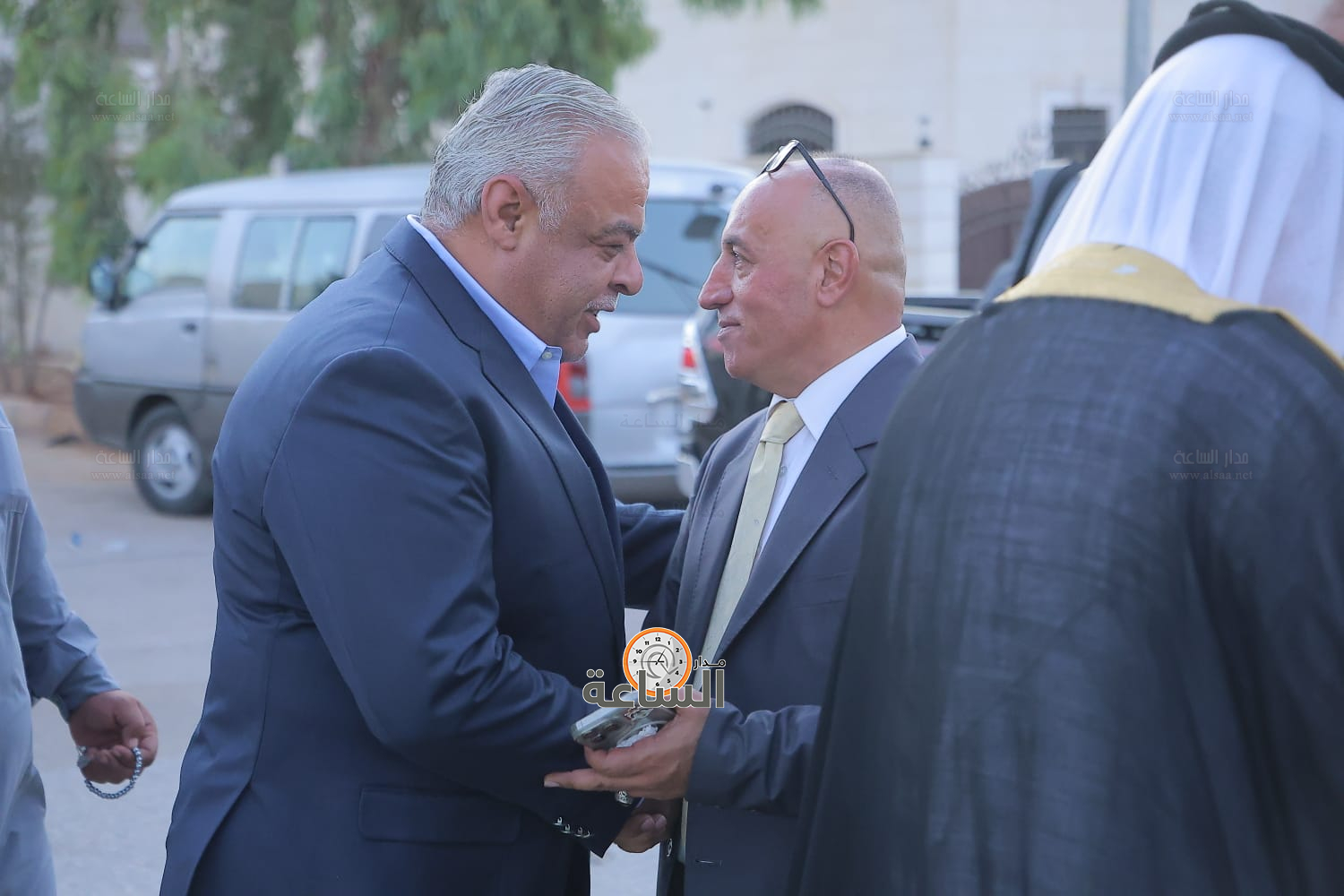 Madar Al-Saa Images 0.9016099172424514