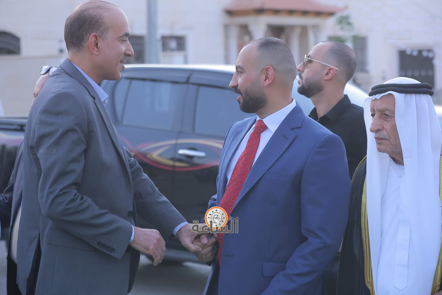 Madar Al-Saa Images 0.39810580180019417