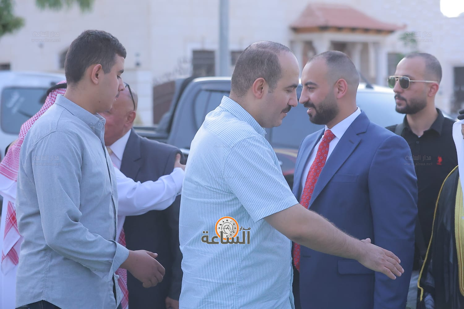 Madar Al-Saa Images 0.9712662363586384