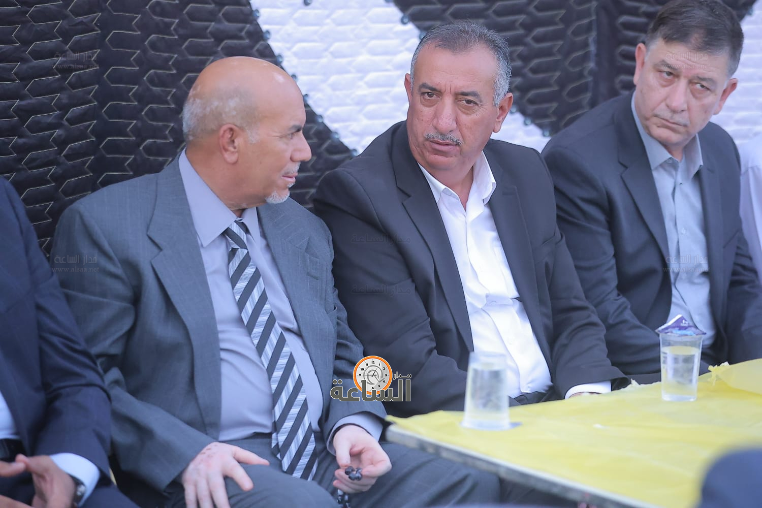 Madar Al-Saa Images 0.8427365826249448