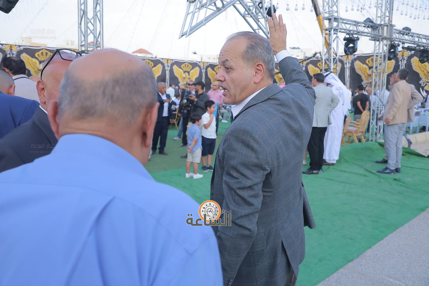 Madar Al-Saa Images 0.4841602452973299