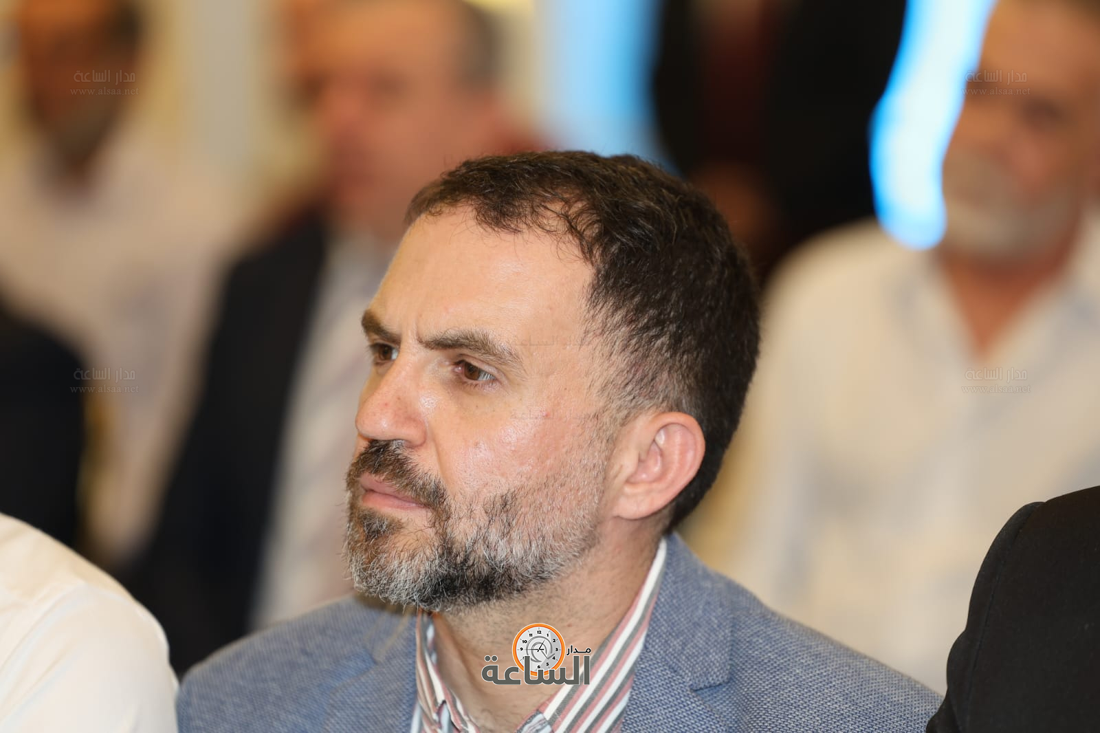 Madar Al-Saa Images 0.8354141055704727