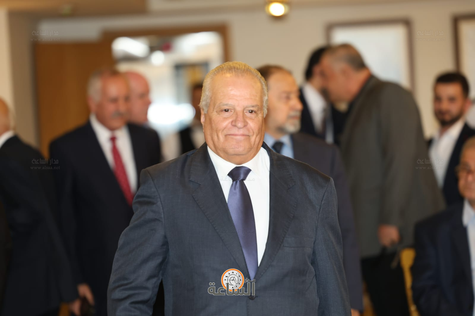 Madar Al-Saa Images 0.545183824779347