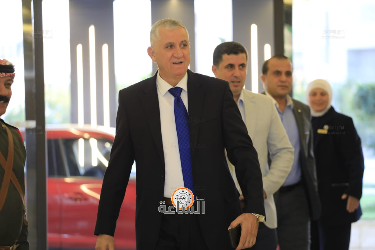 Madar Al-Saa Images 0.23685410415539543