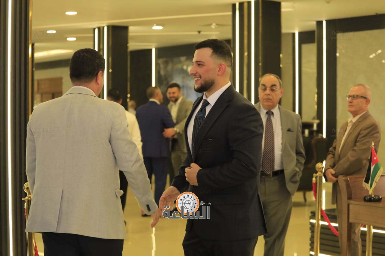 Madar Al-Saa Images 0.48066811560895395