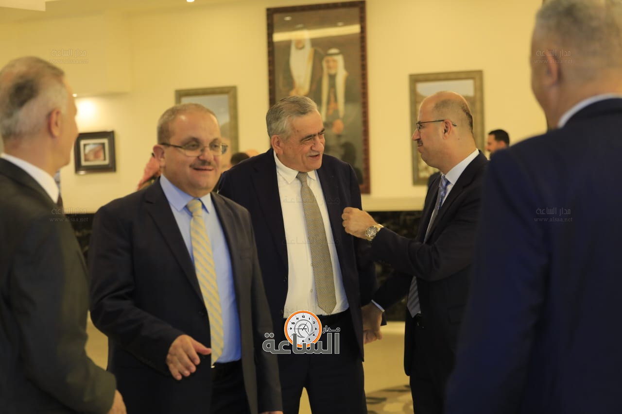 Madar Al-Saa Images 0.745486006583156