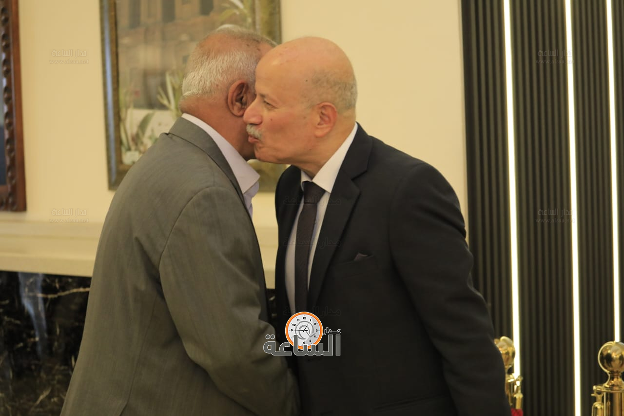 Madar Al-Saa Images 0.9695730312551689